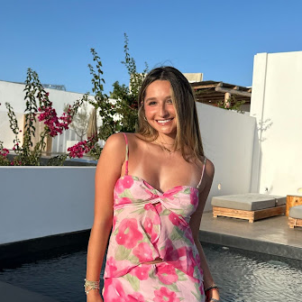 Profile picture of Izzy Sussman