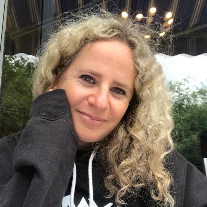 Profile picture of Linda VerÅ‘ BÃ¡n