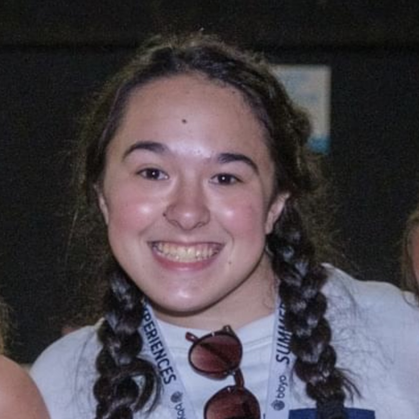 Profile picture of Lindsay Krieger