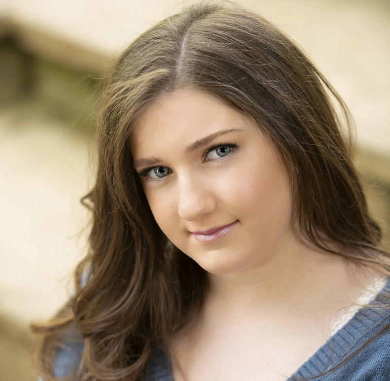 Profile picture of Avery Fox